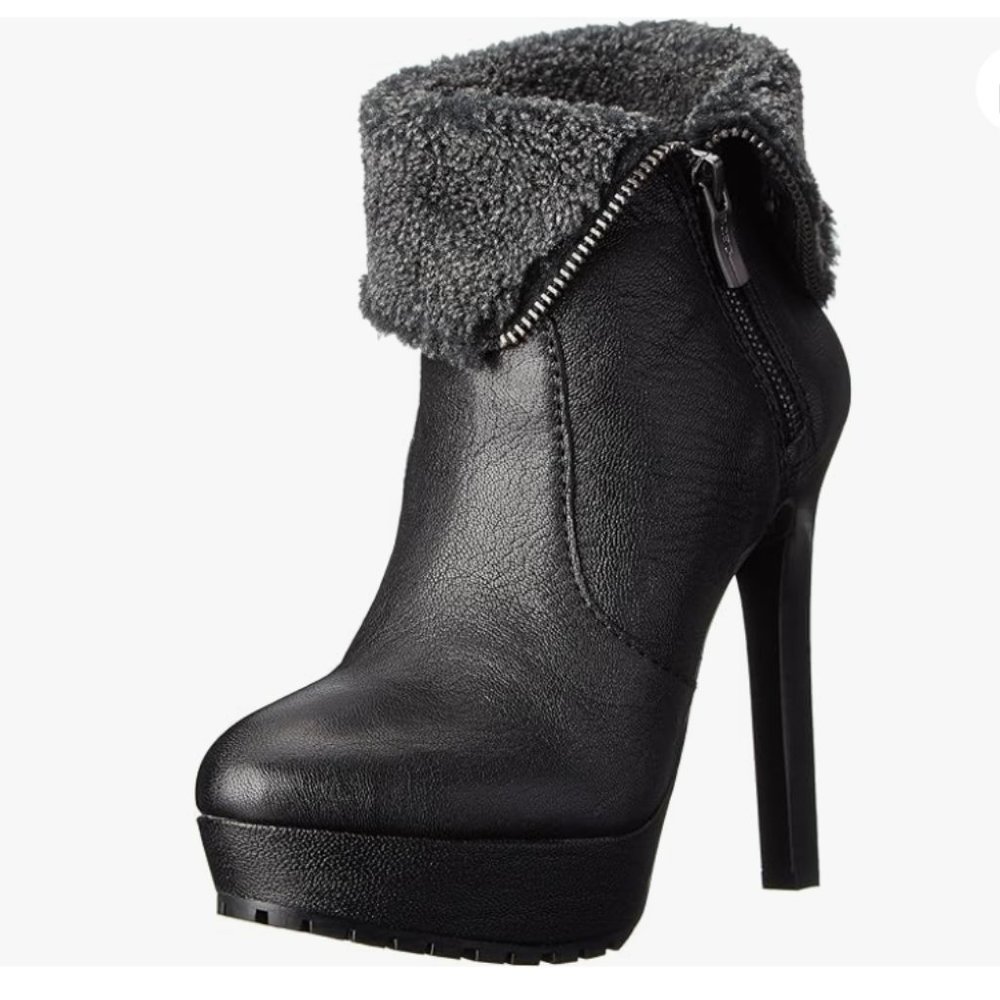 BCBG Black Shearling Platform Boots "Willow2"  Size 10